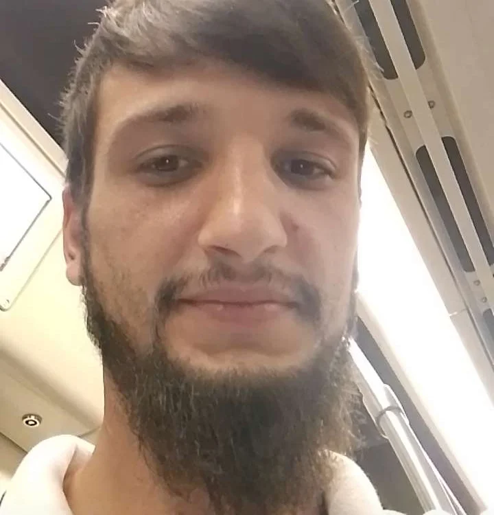 kaktuspg's Offline Chat Room