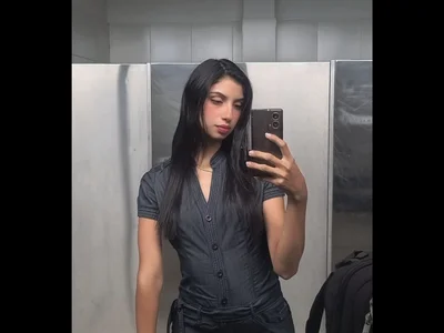 ViviMora - Girl 