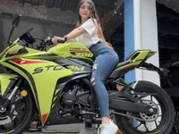 isarosee_oliversex's webcam live show