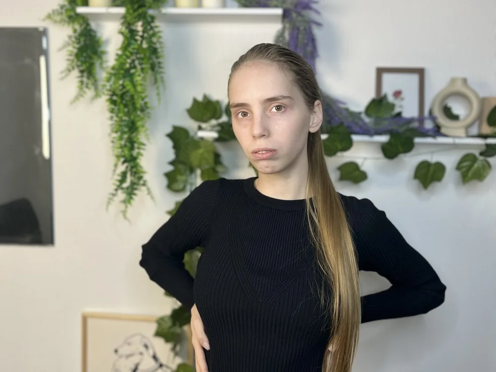 RosaDavisf's Offline Chat Room