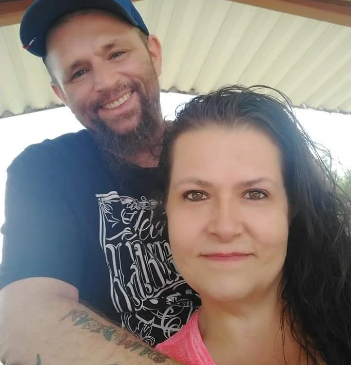 thefreakycouple423 offline chatrum