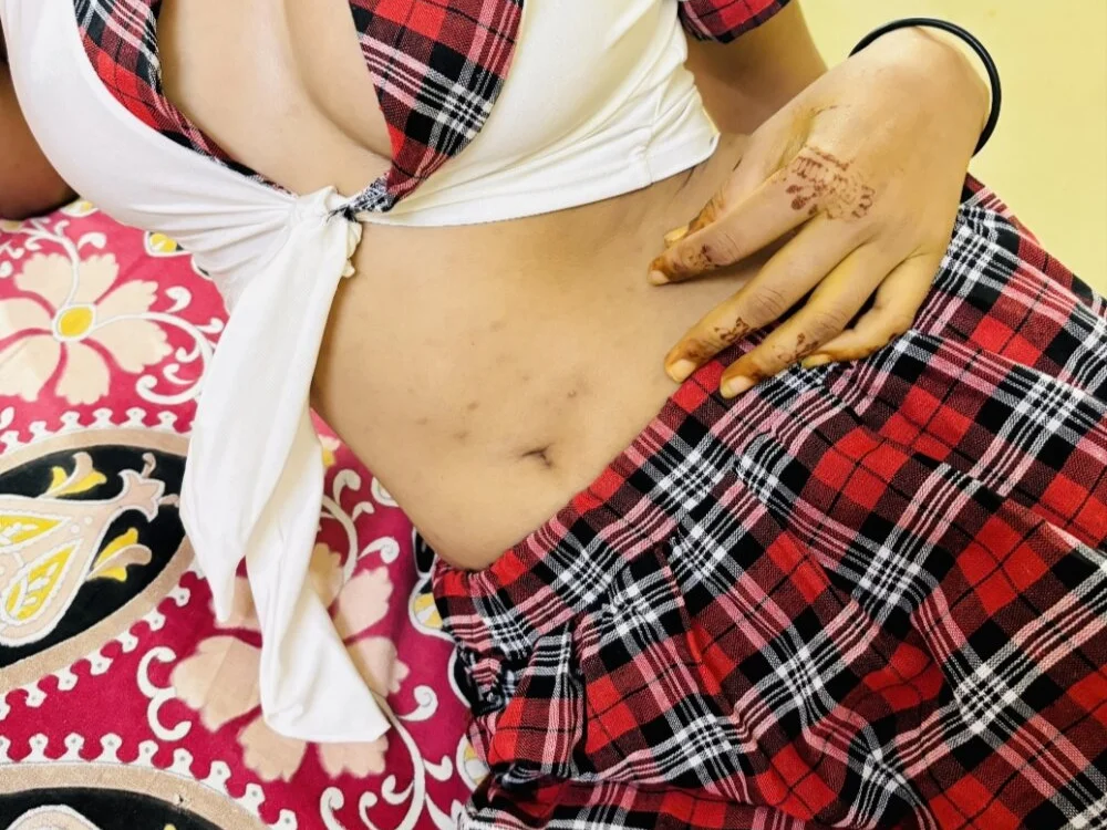 indian_yashika's Offline XXX Chat