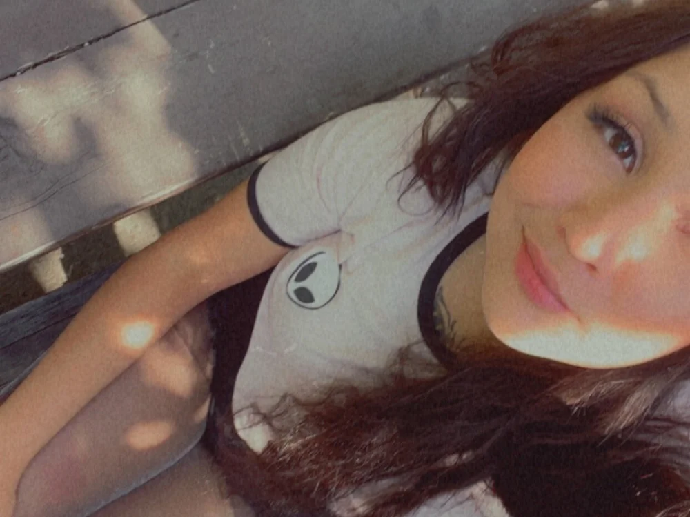 AnGeLPsYcHeDeLiA offline chatrum