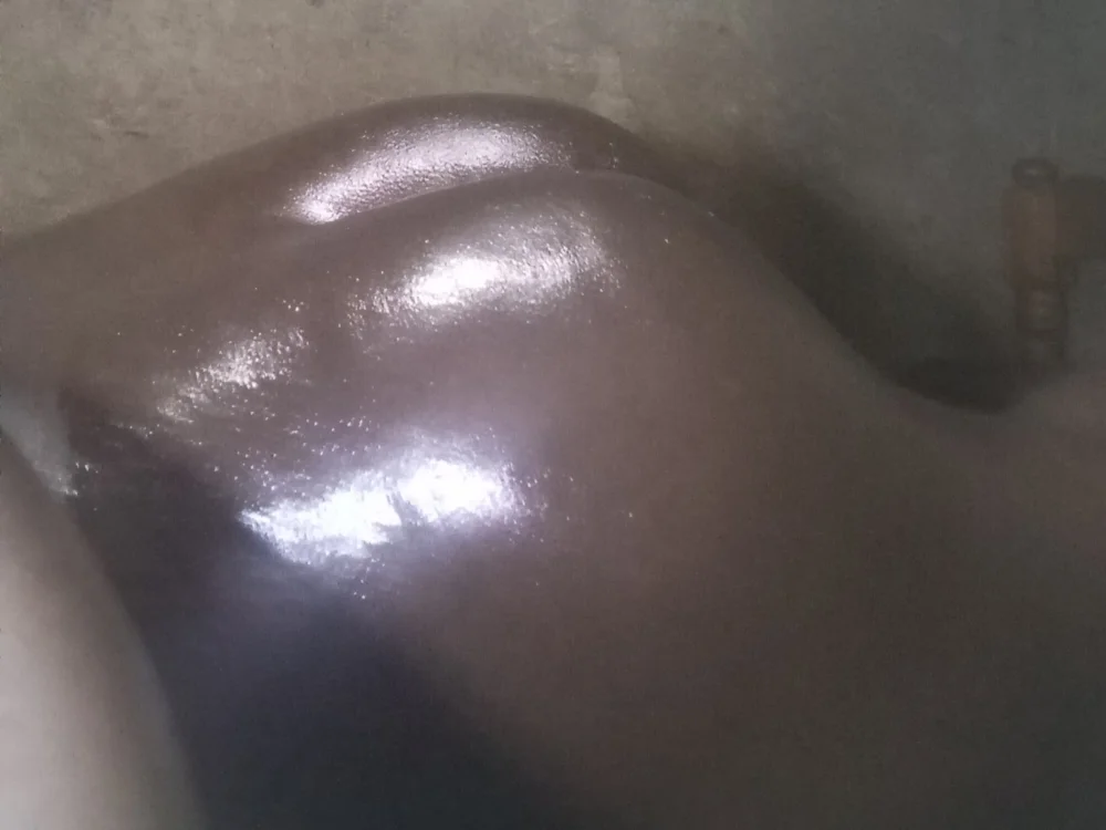 kingpinebony Chat XXX offline