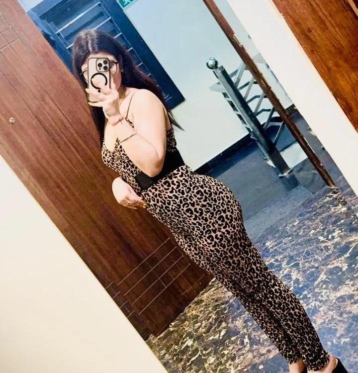 Chat XXX offline de Savita992