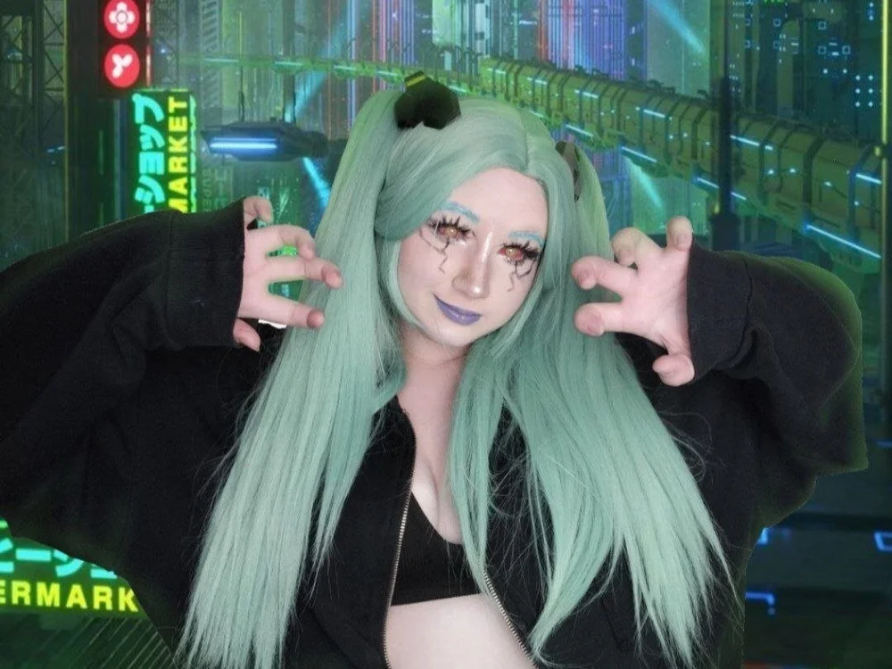 AriTewes' Offline Chat Room