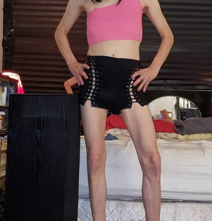 Alice_Love_69 offline XXX-chat