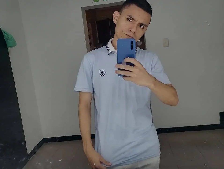 Jake_bom: офлайн-секс-чат