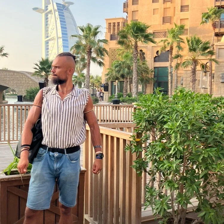 Arez333 – Offline XXX chat