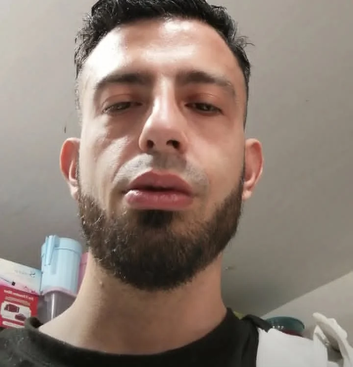 lucasyaza69's Offline XXX Chat
