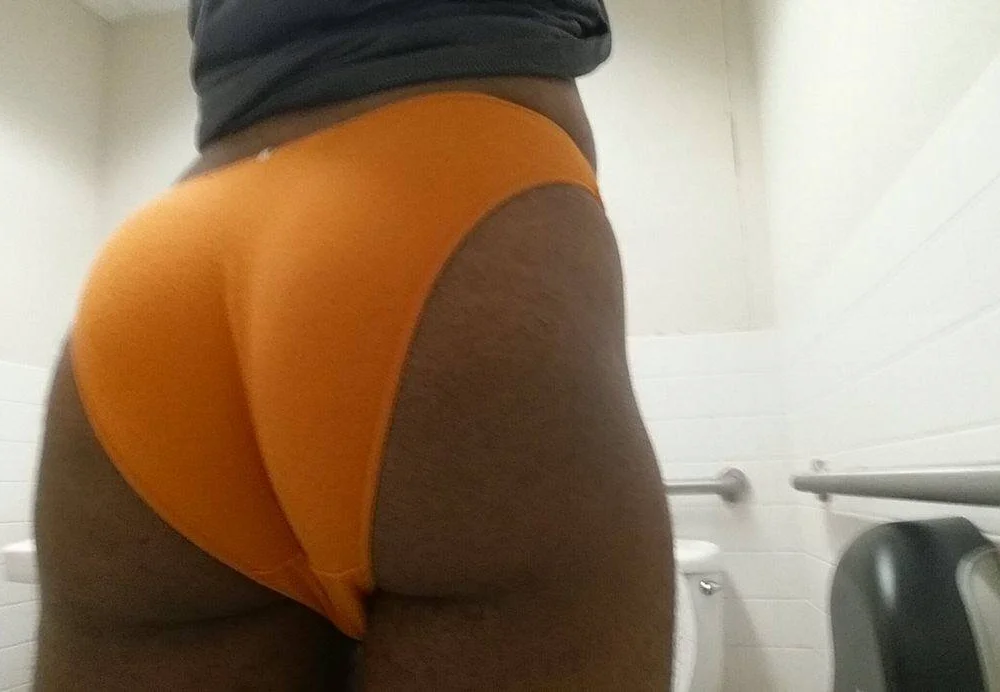 Offline chatovací místnost Sissboy21