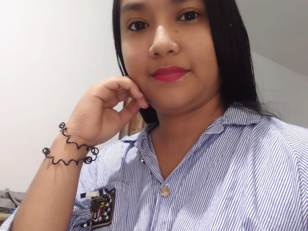Violet_Rosee's Offline XXX Chat