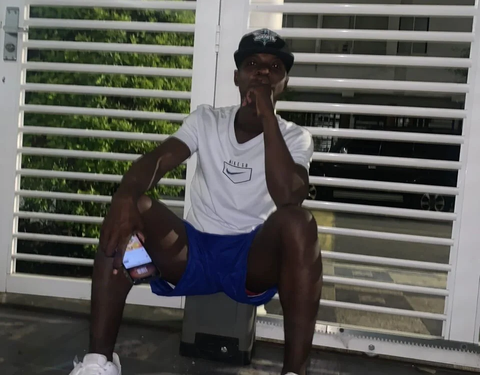 Logann_Smithh Adlı Modelin Çevrimdışı XXX Sohbeti