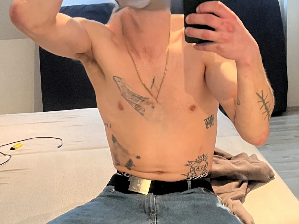 slimsparks Adlı Modelin Çevrimdışı XXX Sohbeti