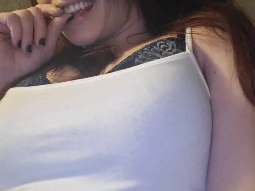 SkyleighRayne's Offline Chat Room