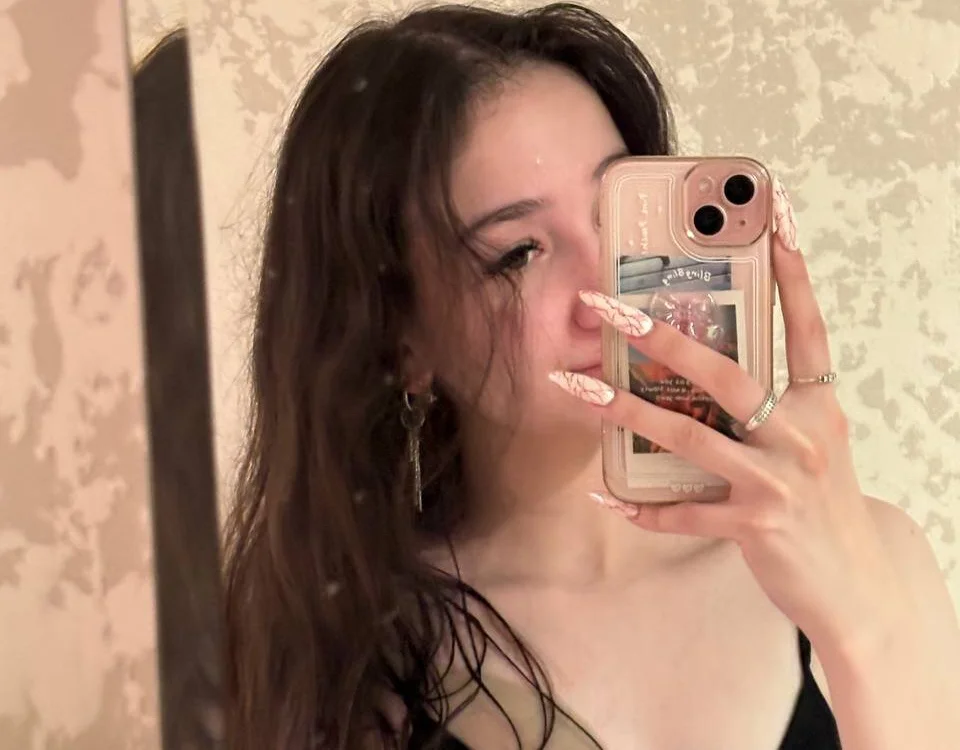 milana_glory offline chatrum