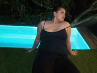 Vesper_Vixen's Offline Chat Room