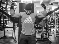 Piercedmuscle80 webcam thumbnail