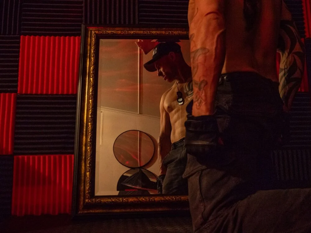 Offline XXX chat AWOL101