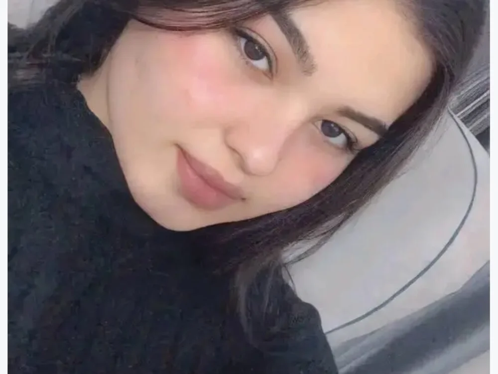 Mona_sixi's Offline XXX Chat