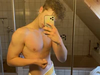 flospritzer élő XXX-chatje