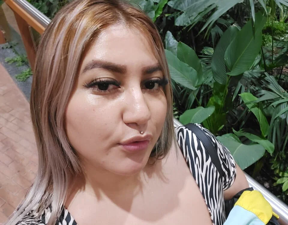 Offline XXX chat lucia_vegaa