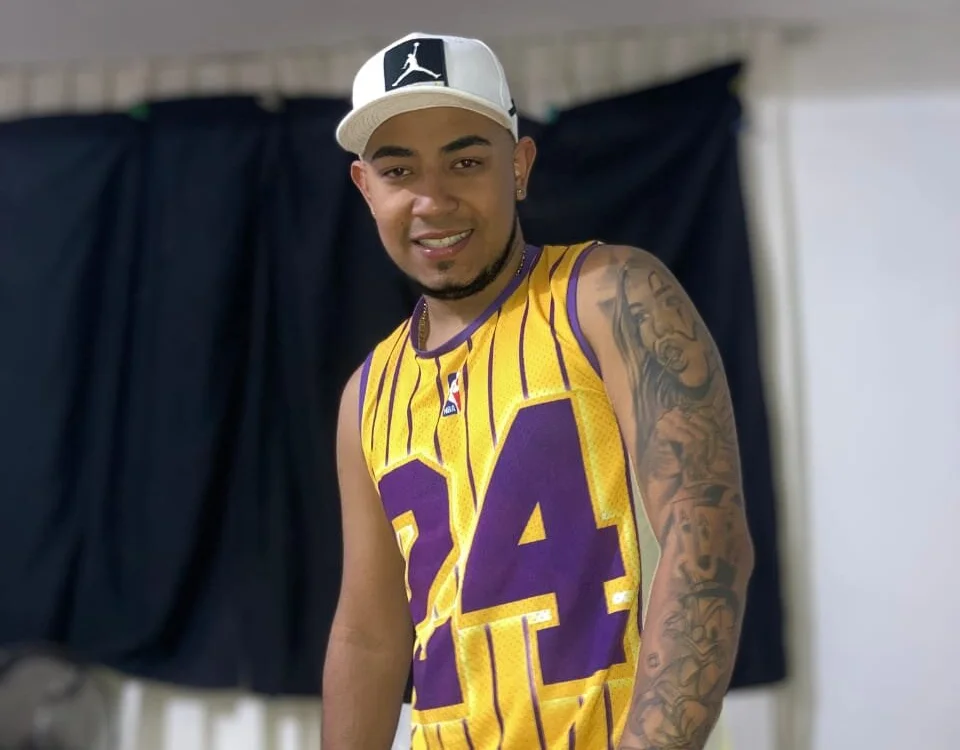 Elgroney23 Obrolan XXX Offline