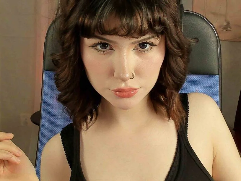 RickiOwens' Offline XXX Chat