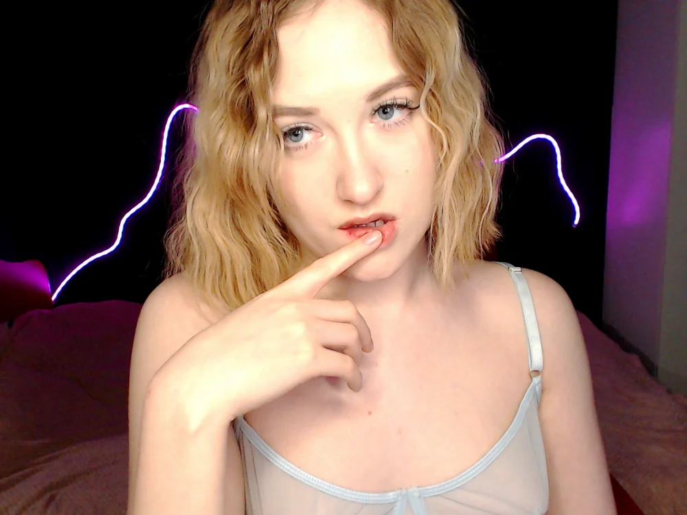 Offline XXX chat modela sofi_x_moon