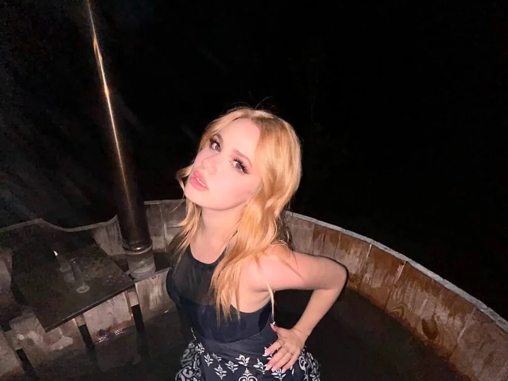 fancy_angel: συνομιλία ΧΧΧ εκτός σύνδεσης