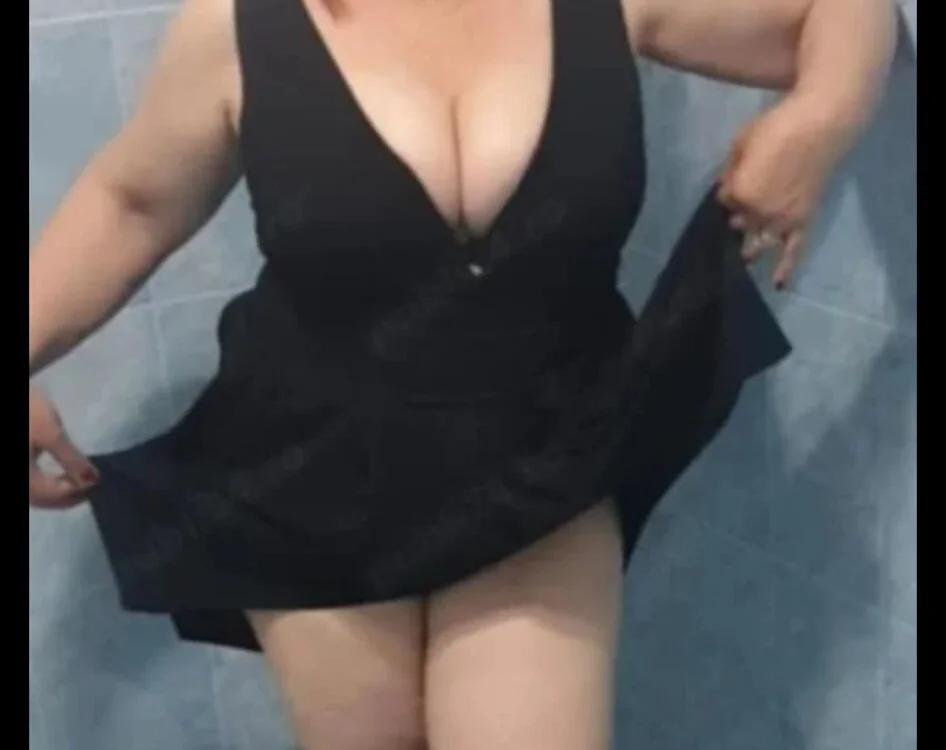 Chatroom XXX en direct de Ely_Elenita