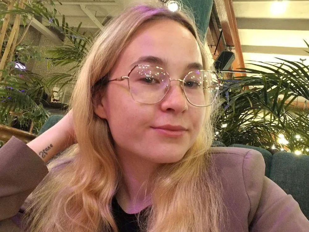 KenaLeski's Offline XXX Chat