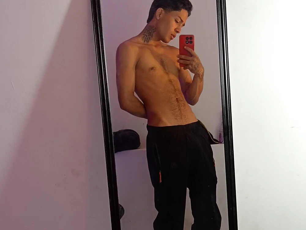 Alexis_daviessのオフラインXXXチャット