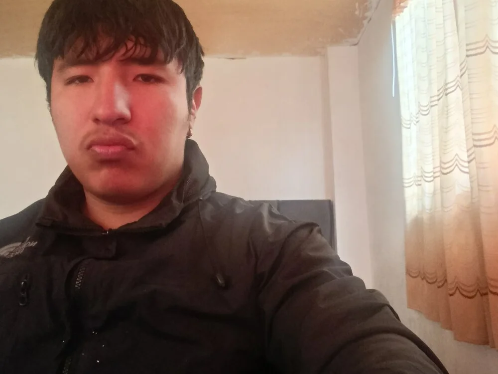 idansexl's Offline Chat Room