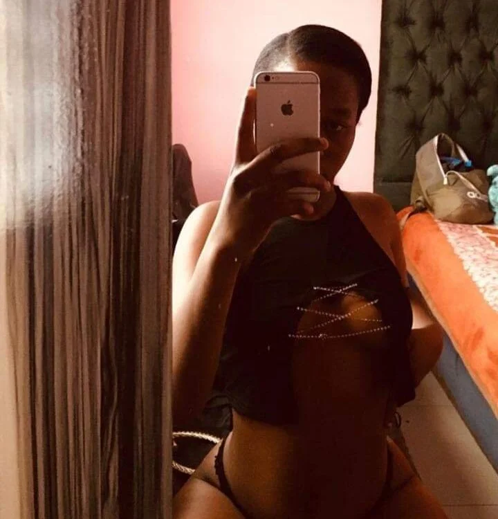 muffins2003's Offline XXX Chat