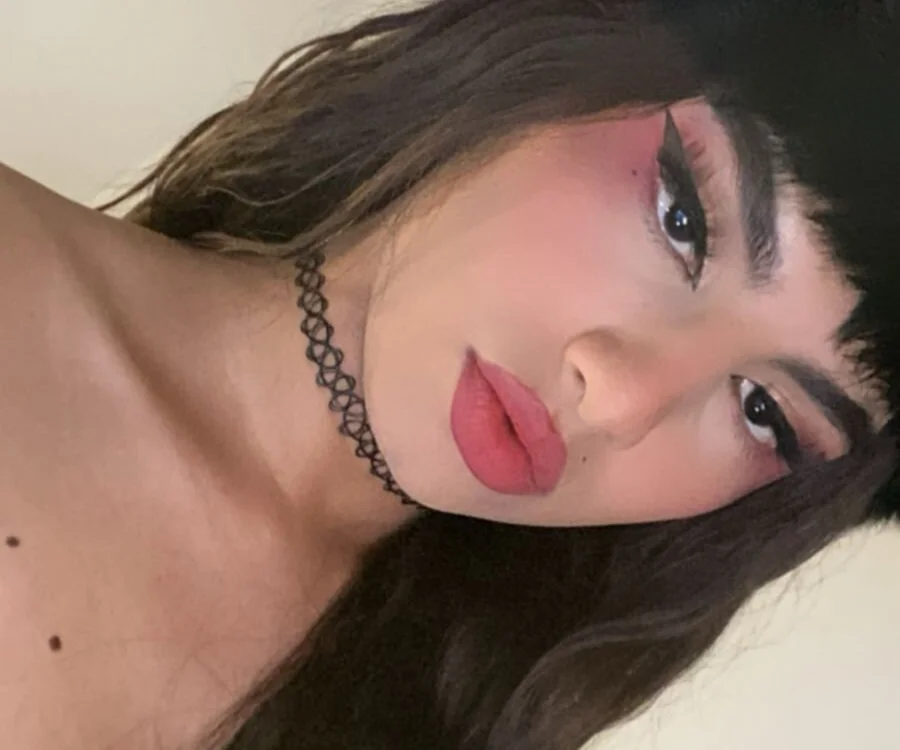 Sophia_Cambpell Offline XXX Chat