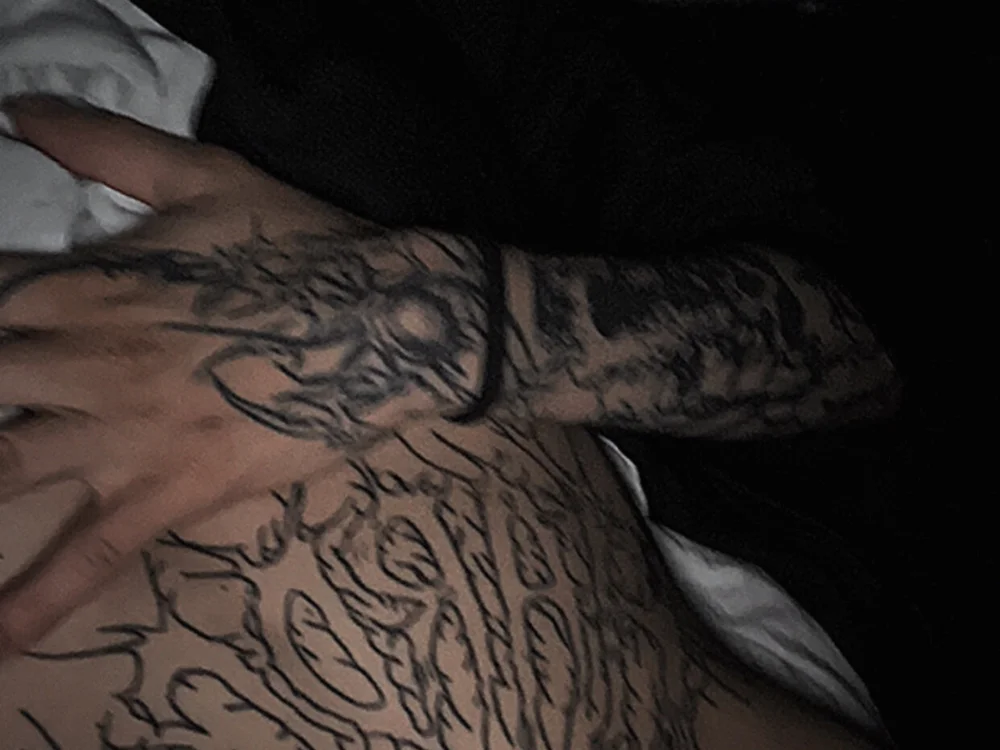 fuckboy_89's Offline XXX Chat