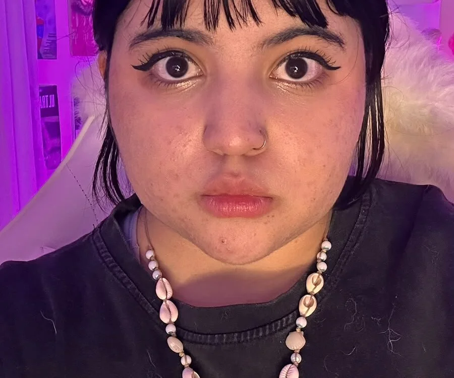 hanna_bunny1's Offline Chat Room