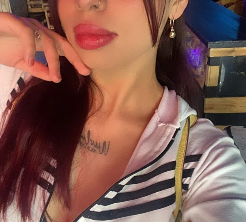 دردشة nickyvg الجنسية دون اتصال