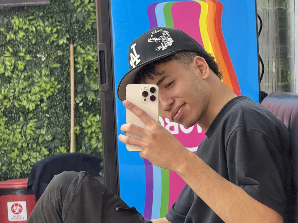 Frayenm19's Offline XXX Chat
