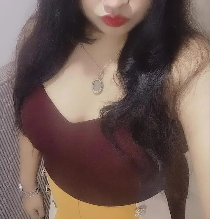 Simran_kour69's Offline Chat Room