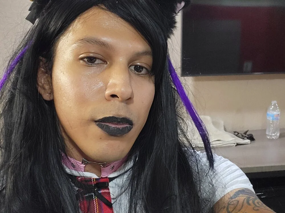 แชท XXX ออฟไลน์ของ AliceXXXMadness