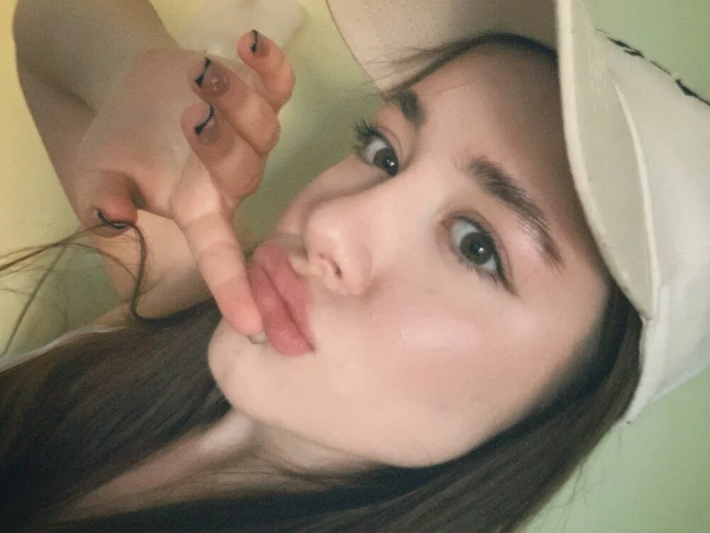 دردشة Pony_Claid الجنسية دون اتصال