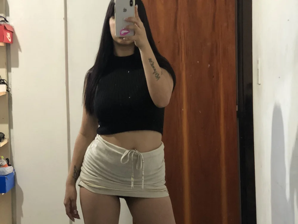 tugatitahott_'s Offline XXX Chat