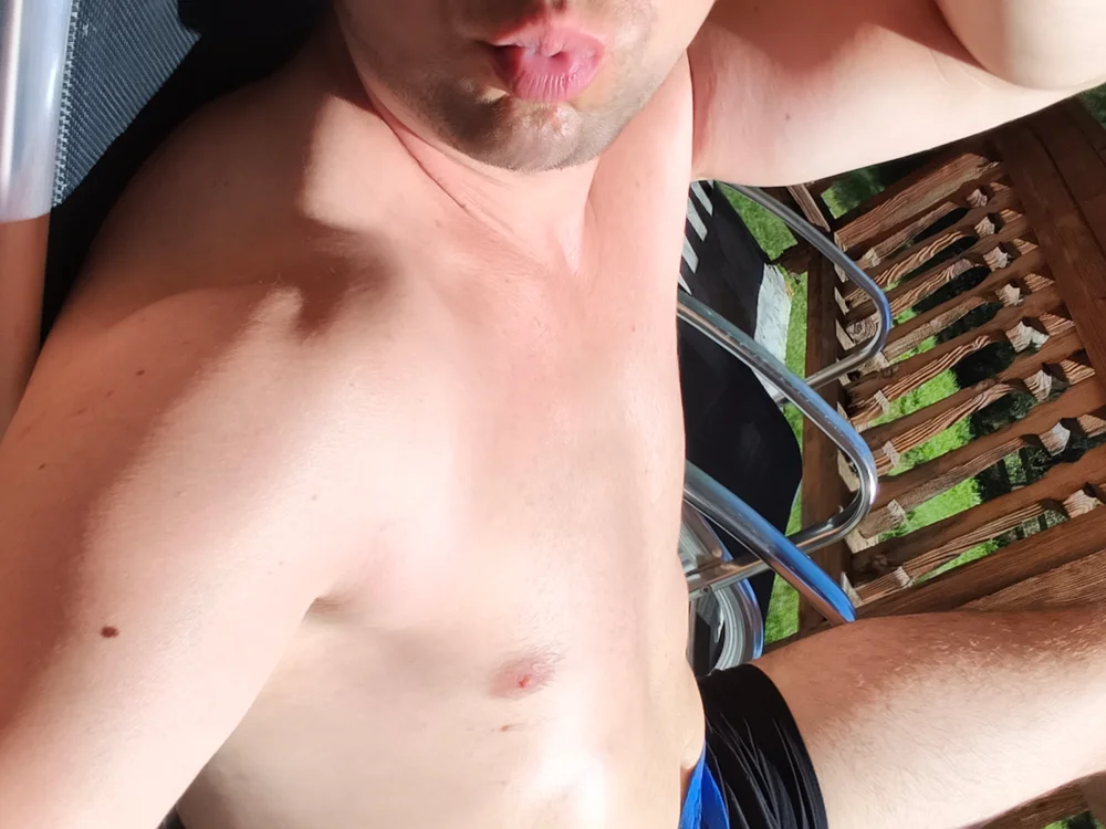 Offline XXX chat LovleyDick007