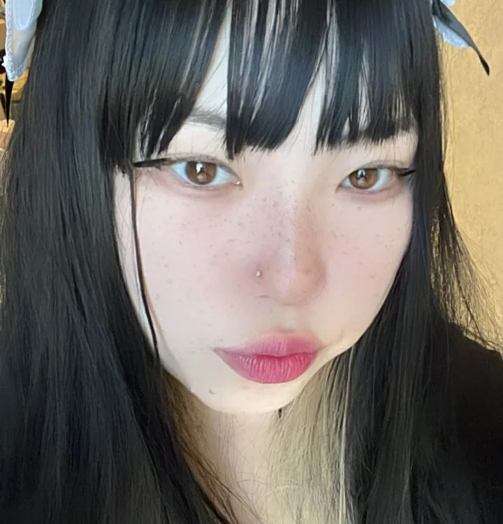 AmayaKimi's Offline Chat Room