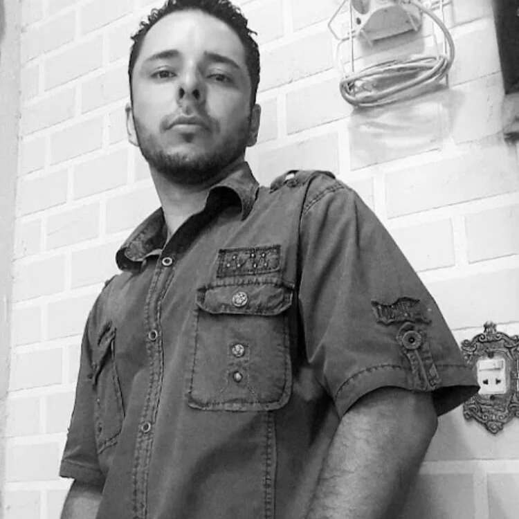 Offline chatovací místnost AloneAlfa