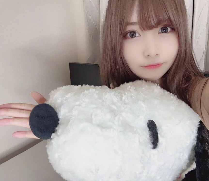 NTR_momochan: συνομιλία ΧΧΧ εκτός σύνδεσης