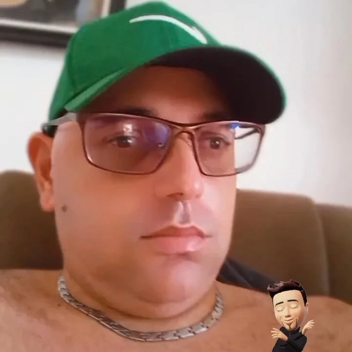 BrunoSantss' Offline XXX Chat