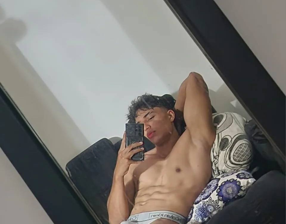 jack_Gz Offline XXX-chat